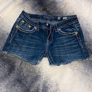 Miss Me Jean Shorts, size 28